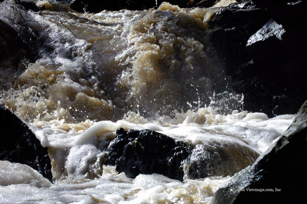 I found the small falls over the rocks to be a refreshing sight and the roar of the water added to the sense of wilderness.